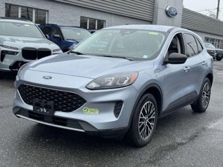 Used 2022 Ford Escape SE w/ Cold Weather Package image 1