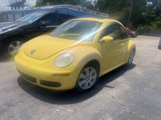 Used 2008 Volkswagen Beetle S image 1