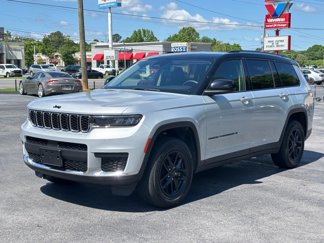 Used 2023 Jeep Grand Cherokee L Laredo image 1