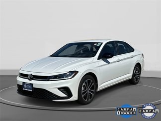 Used 2025 Volkswagen Jetta Sport video 1