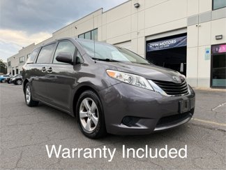 Used 2012 Toyota Sienna LE image 1