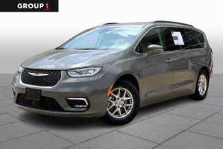 Used 2022 Chrysler Pacifica Touring-L image 1