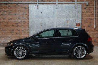 Used 2017 Volkswagen Golf R 4-Door image 1