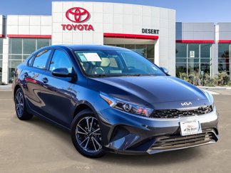 Used 2023 Kia Forte LXS image 1