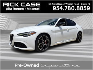 Used 2023 Alfa Romeo Giulia Veloce image 1