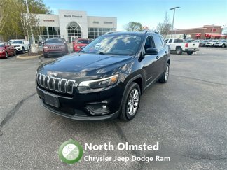Certified 2019 Jeep Cherokee Latitude Plus w/ Cold Weather Group image 1