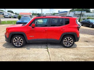 Used 2018 Jeep Renegade Latitude w/ Advanced Technology Group image 1