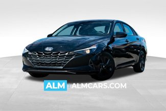 Used 2023 Hyundai Elantra SEL image 1