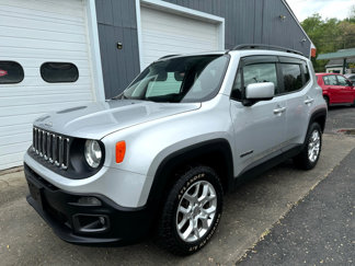 Used 2018 Jeep Renegade Latitude w/ Cold Weather Group image 1