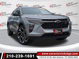 Used 2025 Chevrolet Trax RS w/ Driver Confidence Package image 1