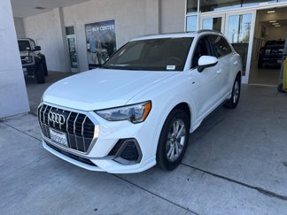 Used 2021 Audi Q3 2.0T Premium w/ Convenience Package image 1