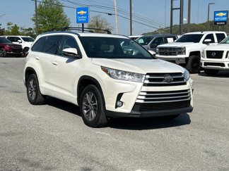 Used 2017 Toyota Highlander XLE image 1