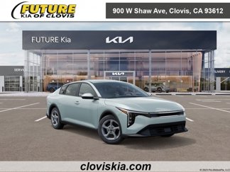 New 2025 Kia K4 LXS image 1
