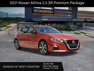 Used 2021 Nissan Altima 2.5 SR w/ SR Premium Package image 1