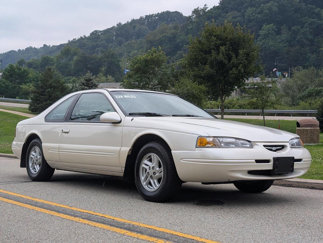 Used 1996 Ford Thunderbird LX image 1