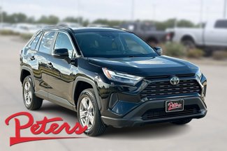 Used 2022 Toyota RAV4 XLE image 1