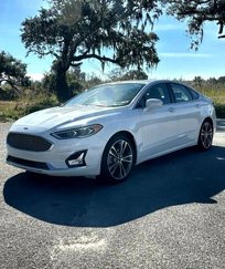 Used 2020 Ford Fusion Titanium image 1