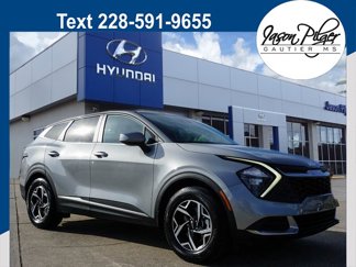 Used 2023 Kia Sportage LX image 1