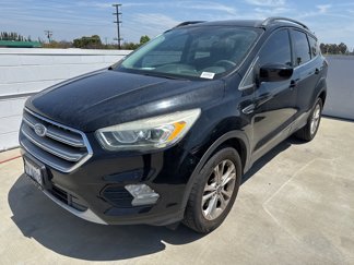 Used 2017 Ford Escape SE w/ Equipment Group 201A image 1