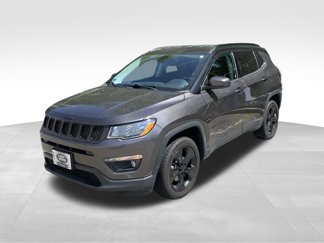 Used 2021 Jeep Compass Latitude image 1