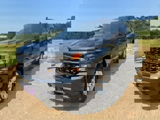 Used 2022 Chevrolet Silverado 1500 Custom w/ Safety Confidence Package image 1