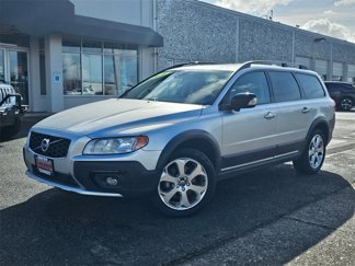 Used 2016 Volvo XC70 T5 Premier w/ Proximity Package image 1