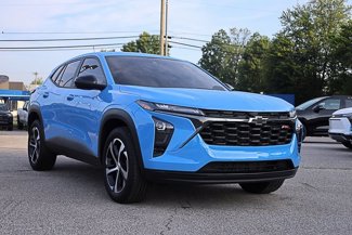 Certified 2024 Chevrolet Trax RS image 1