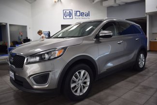 Used 2017 Kia Sorento LX image 1