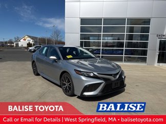 Used 2023 Toyota Camry SE image 1