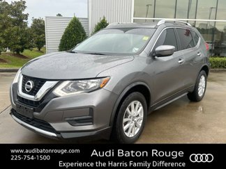 Used 2017 Nissan Rogue SV image 1