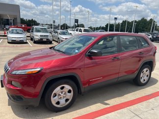 Used 2015 Jeep Cherokee Sport image 1