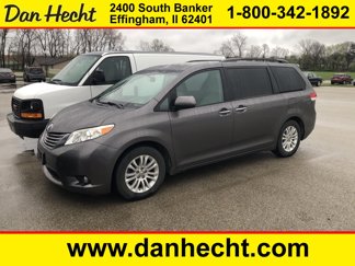 Used 2011 Toyota Sienna image 1