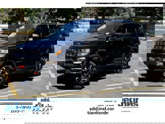 Used 2020 Jeep Compass Trailhawk image 1