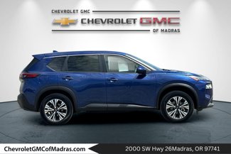 Used 2023 Nissan Rogue SV image 1