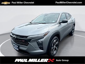 Used 2024 Chevrolet Trax RS image 1
