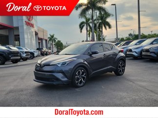 Used 2019 Toyota C-HR XLE image 1