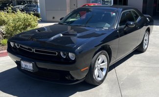 Used 2023 Dodge Challenger SXT image 1