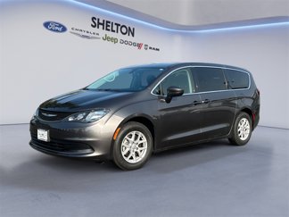 Used 2019 Chrysler Pacifica Touring video 1