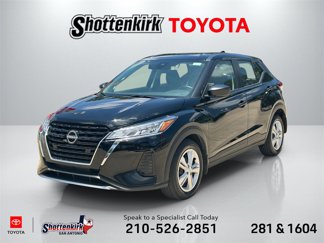 Used 2024 Nissan Kicks S image 1