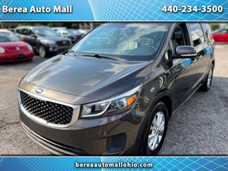 Used 2017 Kia Sedona LX w/ LX Essentials Premium Package image 1