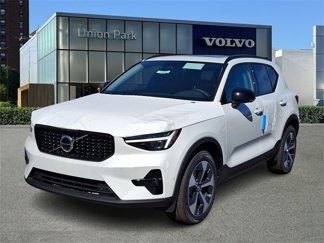 New 2025 Volvo XC40 B5 Plus w/ Protection Package Premier image 1
