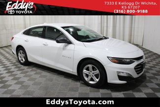 Used 2023 Chevrolet Malibu LT image 1
