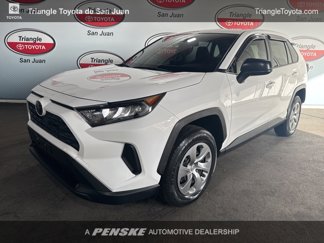 Used 2022 Toyota RAV4 LE image 1