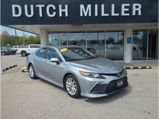 Used 2022 Toyota Camry LE image 1