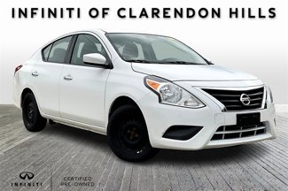 Used 2018 Nissan Versa SV image 1