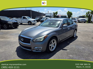 Used 2017 INFINITI Q70 3.7 image 1