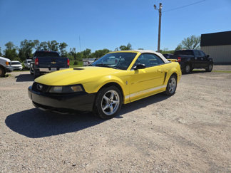 Used 2002 Ford Mustang Deluxe Convertible image 1