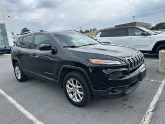 Used 2015 Jeep Cherokee Latitude w/ Cold Weather Group image 1