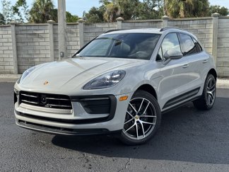 New 2025 Porsche Macan image 1