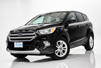 Used 2017 Ford Escape SE image 1